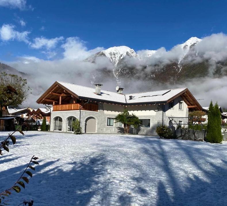 Frühstückspension Casa Il Sasso *